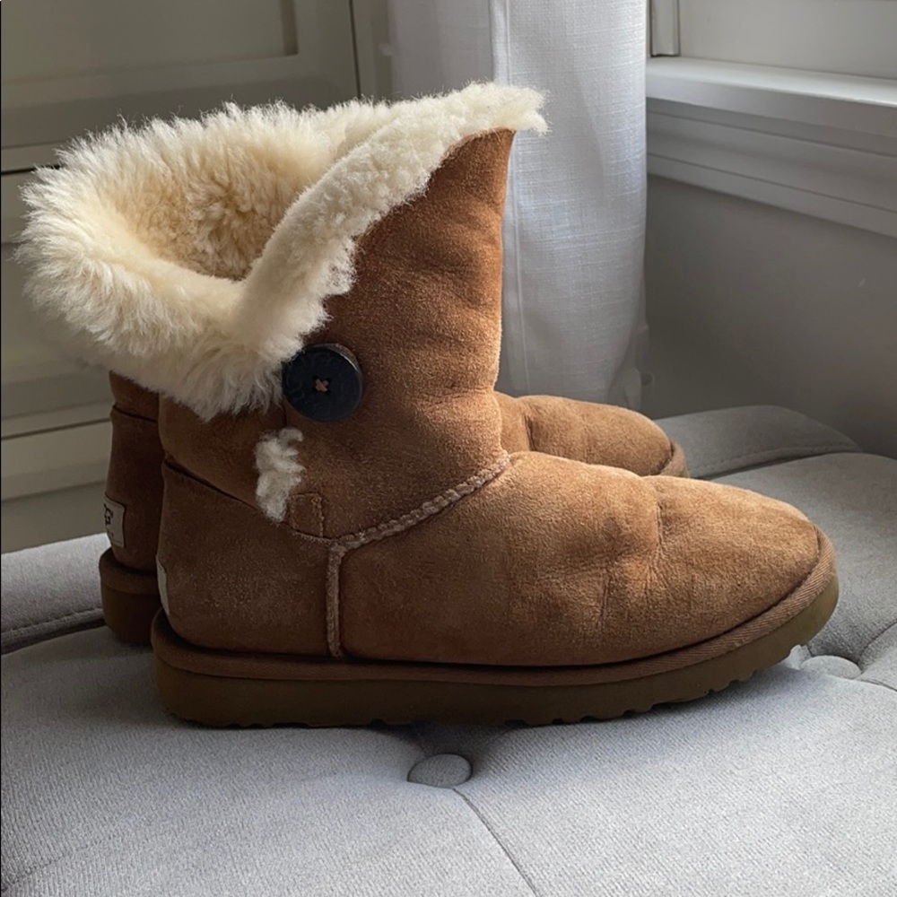 Bailey Button Ugg’s - image 4
